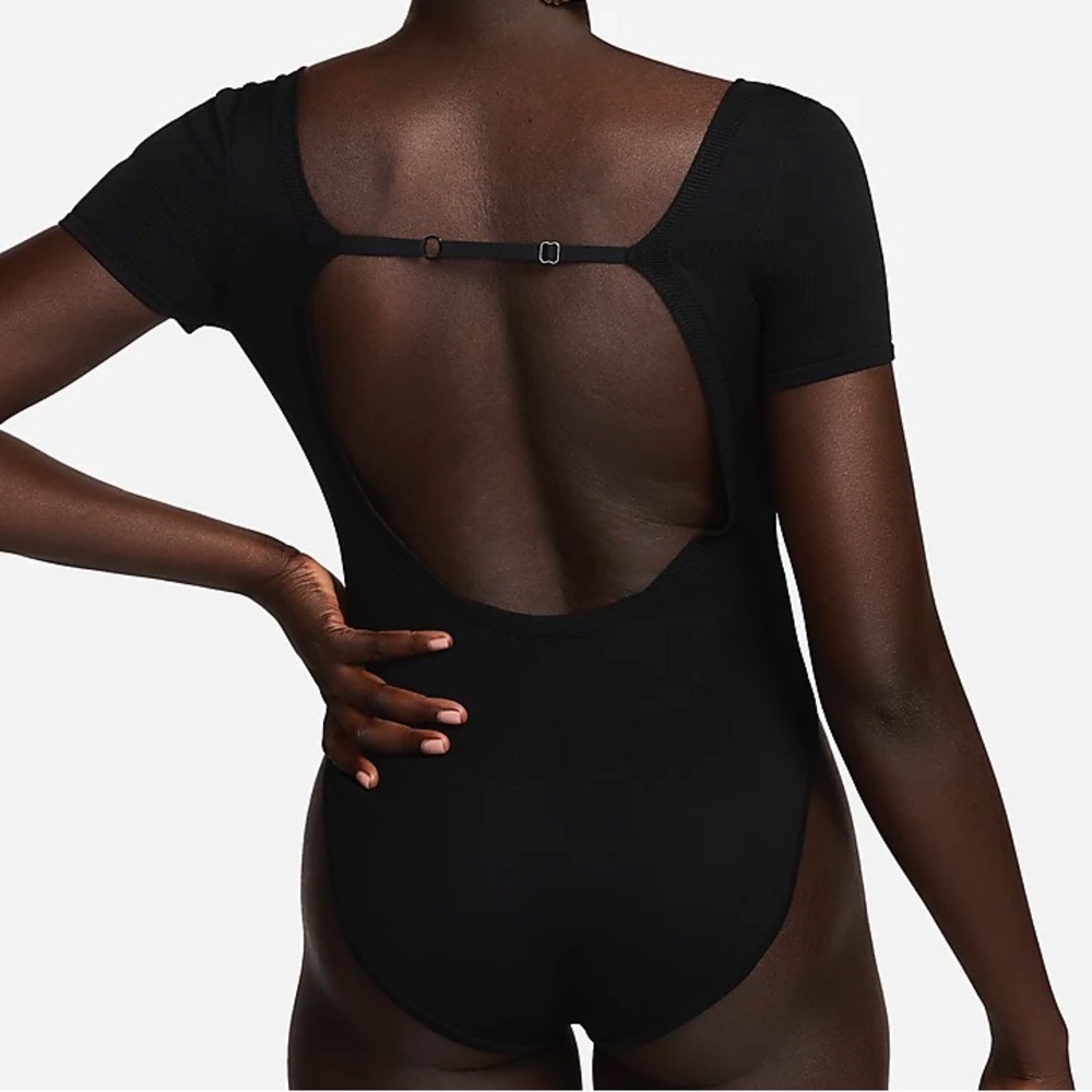 New Nike Sportswear Chill Knit Women's Tight Sweater Short Sleeve Bodysuit Black - Picture 4 of 10